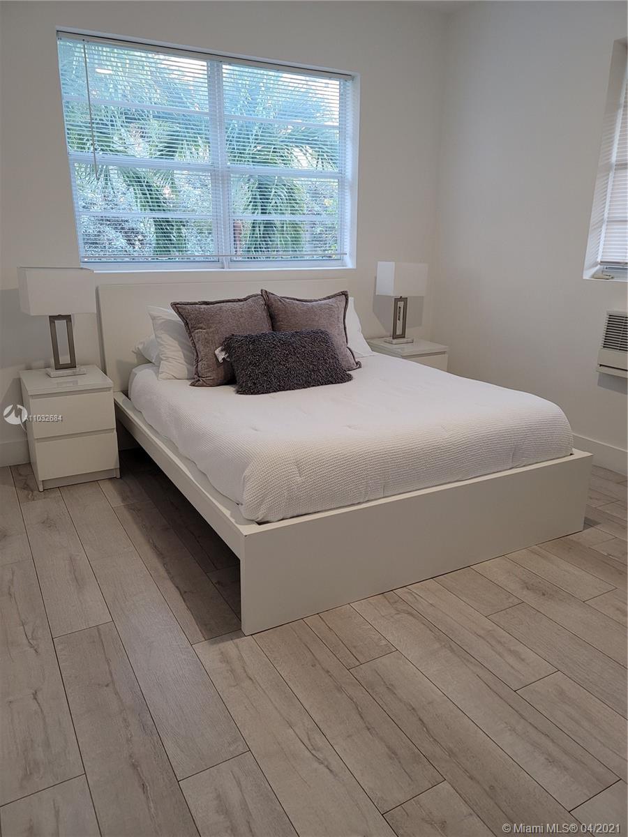 See details / 4148 sq. ft. $ 2021-04-24 0 Photo