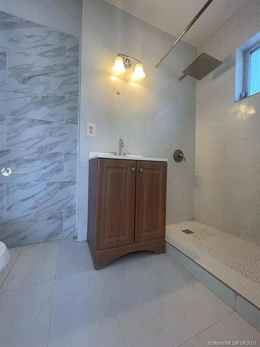 See details / sq. ft. $ 2021-04-25 0 Photo