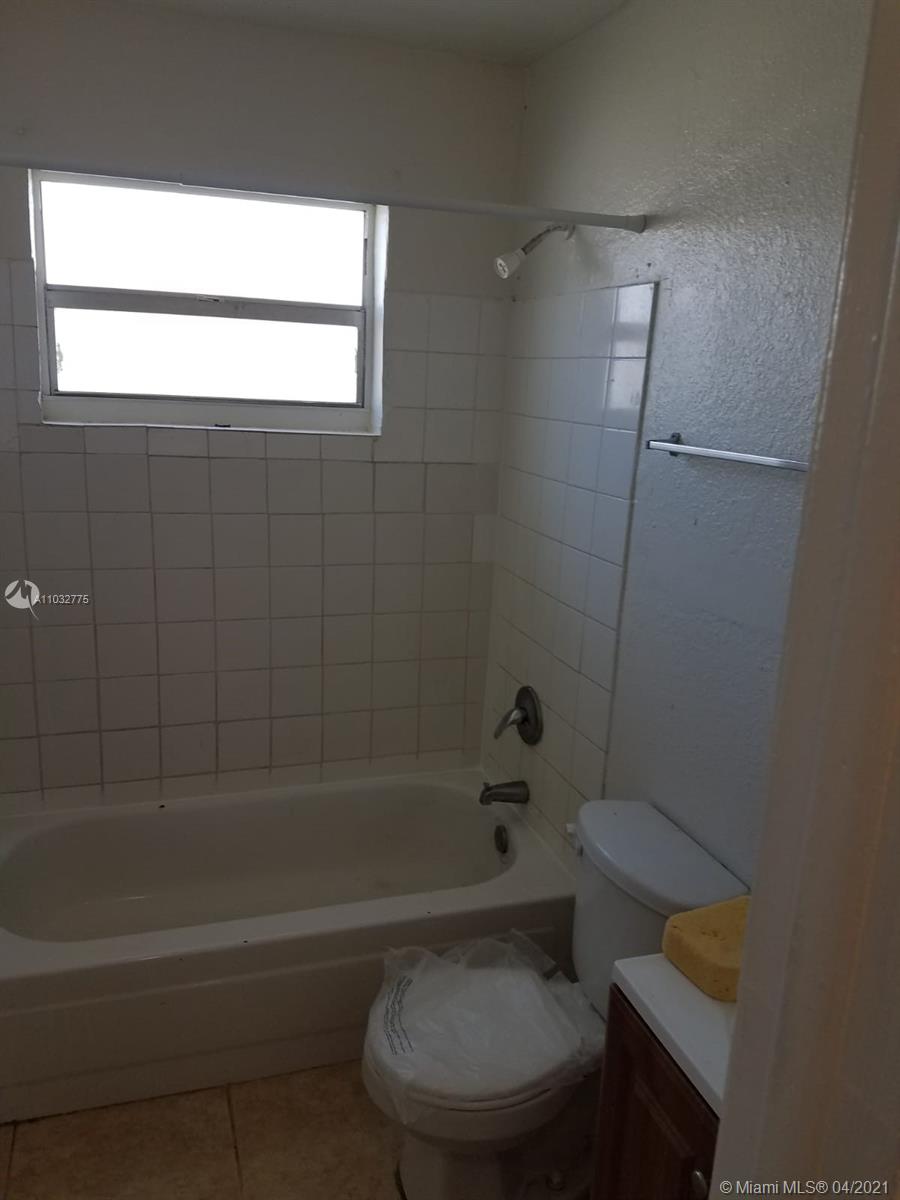See details / 2030 sq. ft. $ 2021-04-25 0 Photo