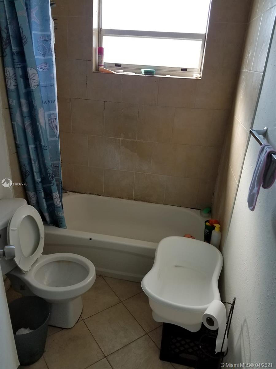 See details / 2030 sq. ft. $ 2021-04-25 0 Photo