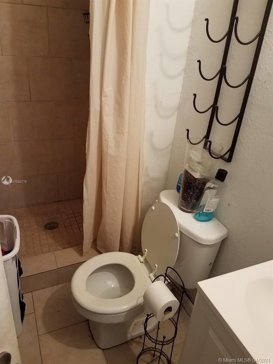 See details / 2030 sq. ft. $ 2021-04-25 0 Photo