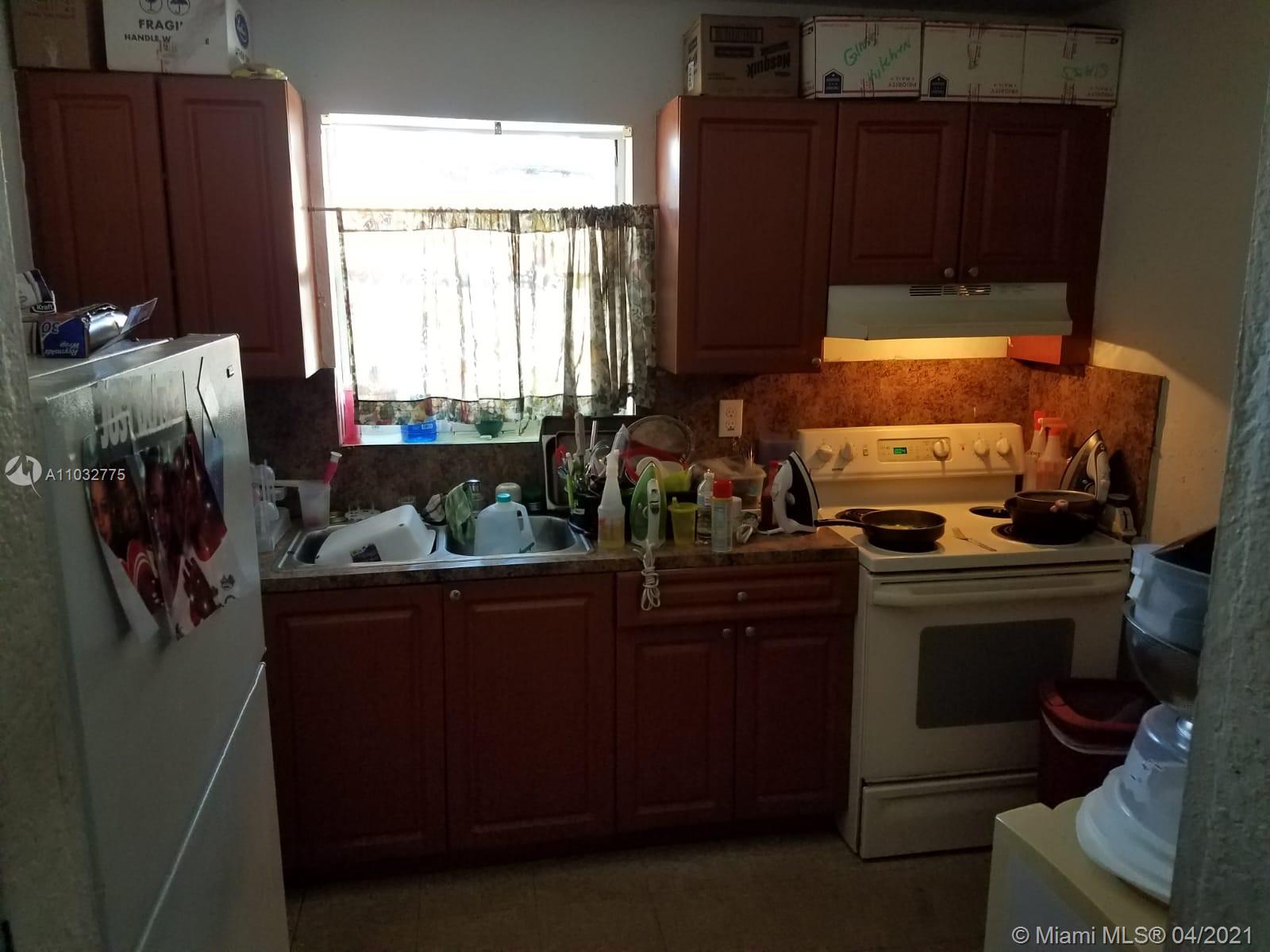 See details / 2030 sq. ft. $ 2021-04-25 0 Photo