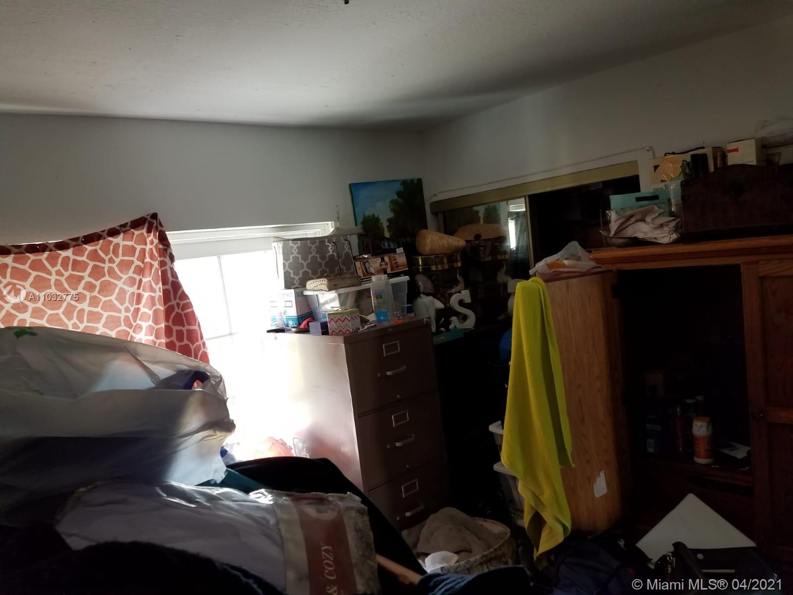 See details / 2030 sq. ft. $ 2021-04-25 0 Photo