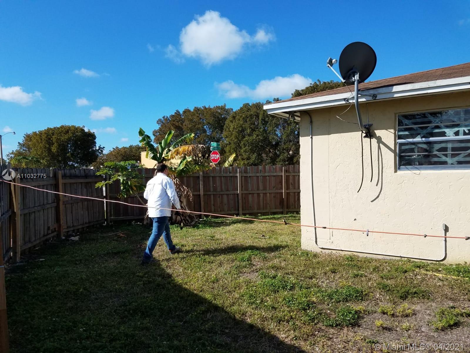 See details / 2030 sq. ft. $ 2021-04-25 0 Photo