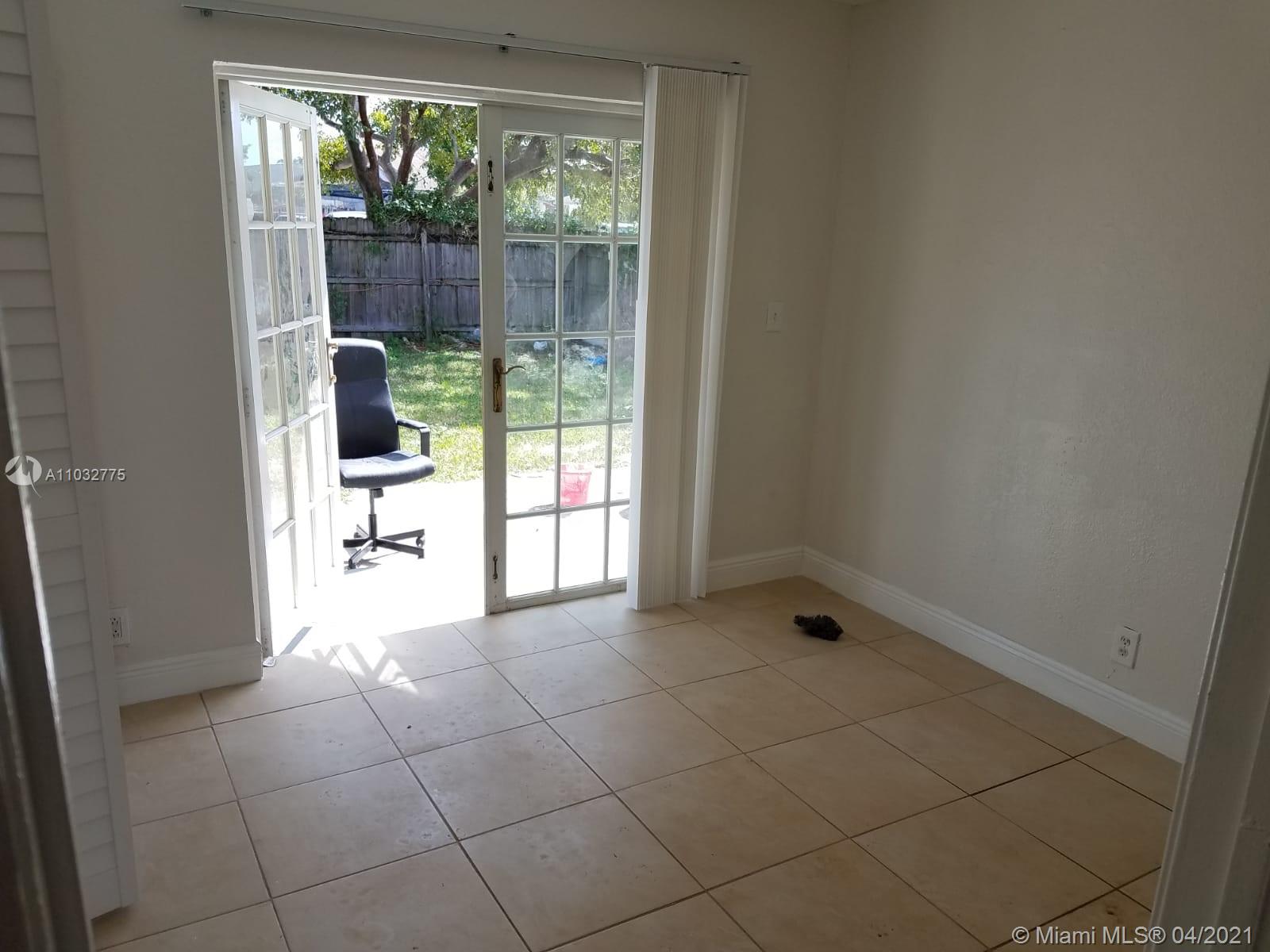 See details / 2030 sq. ft. $ 2021-04-25 0 Photo