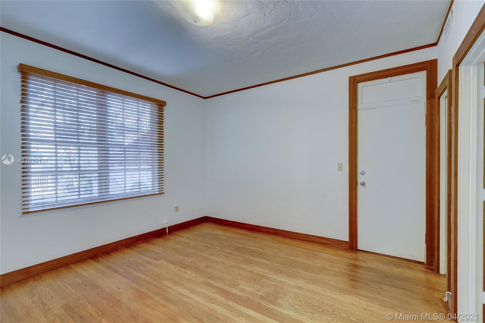 See details / 3540 sq. ft. $ 2021-04-26 0 Photo