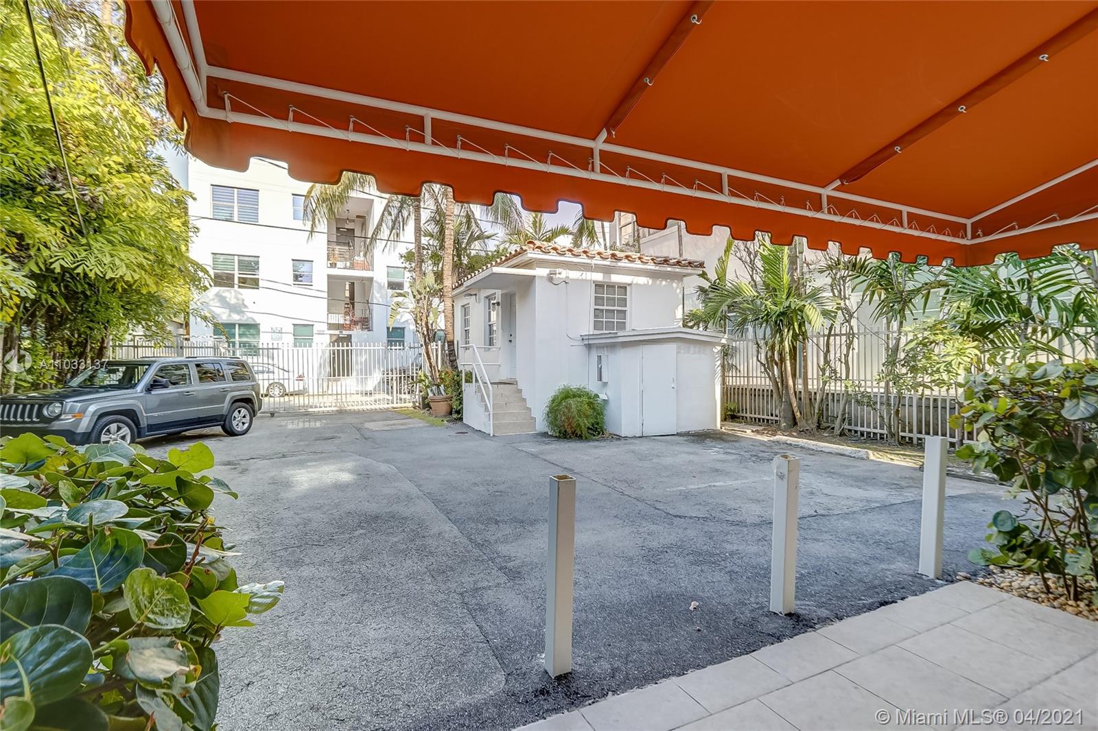 See details / 3540 sq. ft. $ 2021-04-26 0 Photo