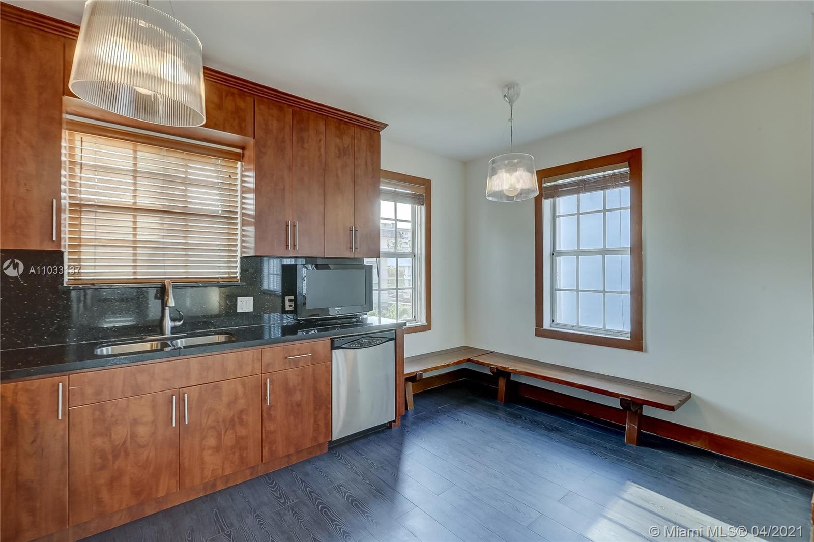 See details / 3540 sq. ft. $ 2021-04-26 0 Photo
