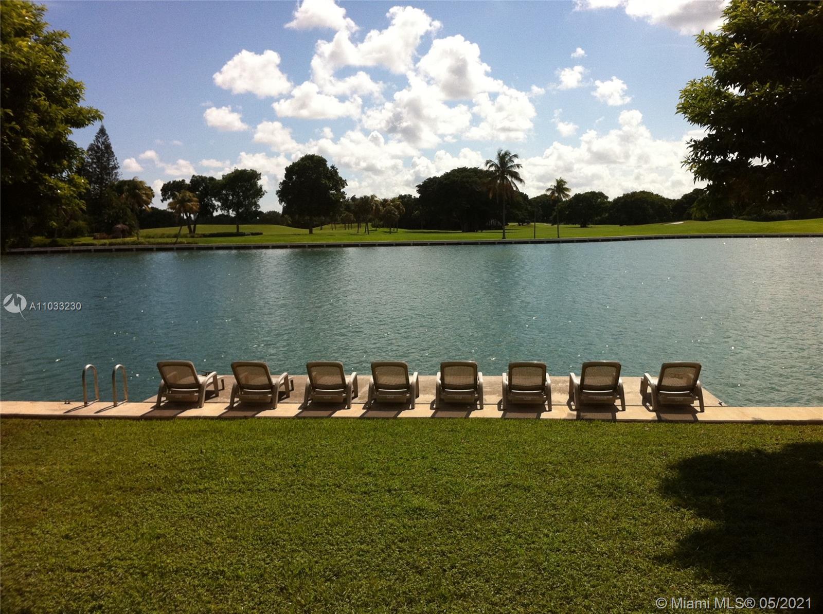 See details / 9069 sq. ft. $ 2021-04-28 0 Photo