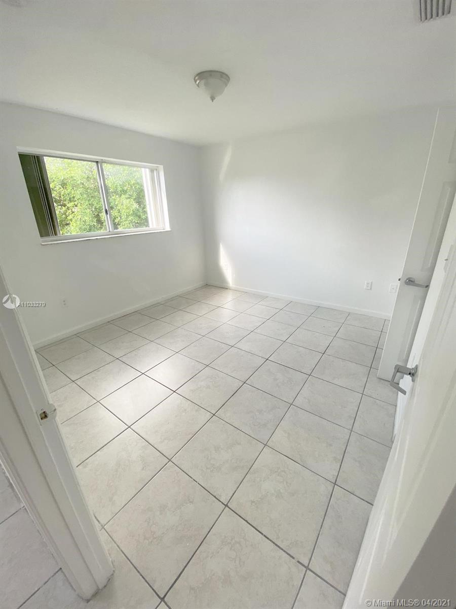 See details / sq. ft. $ 2021-04-26 0 Photo