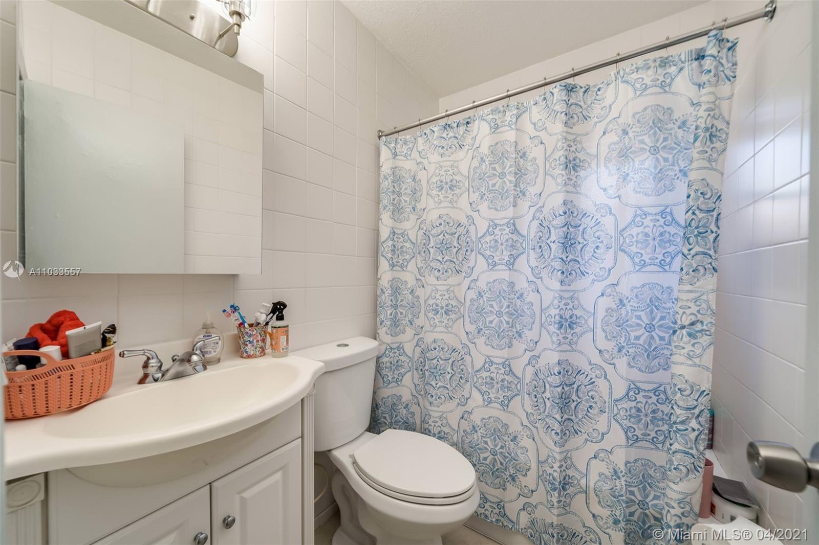 See details / 2787 sq. ft. $ 2021-04-27 0 Photo