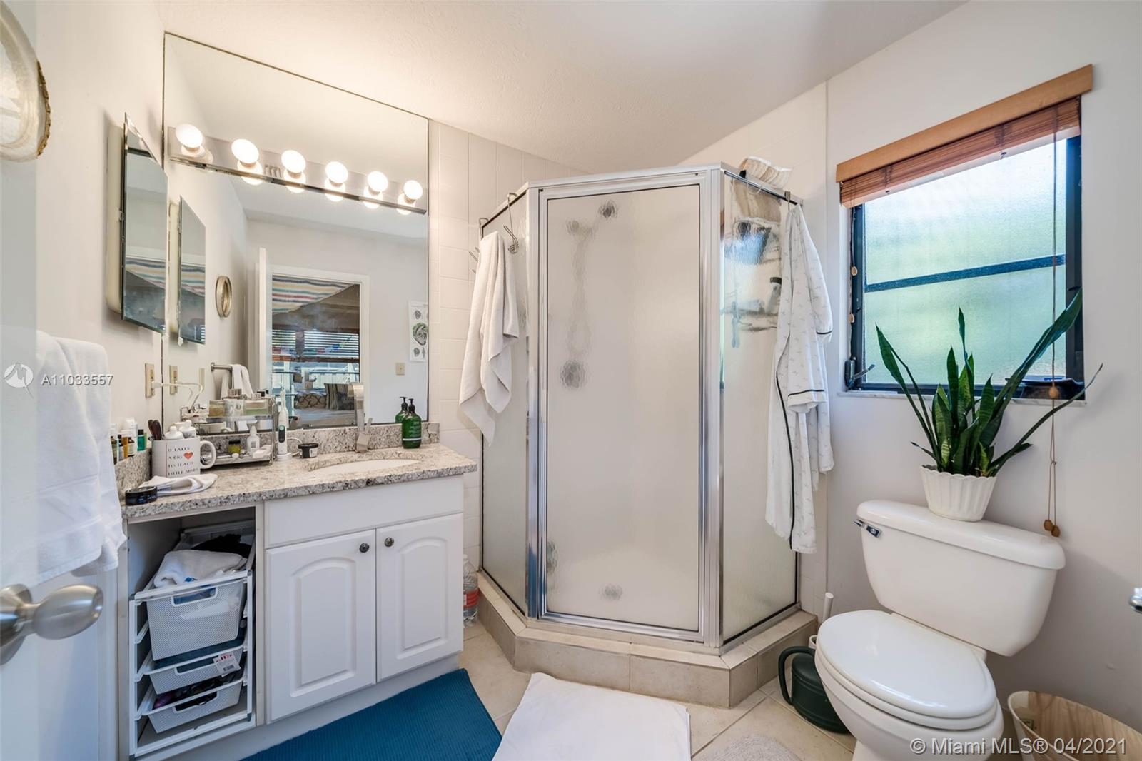 See details / 2787 sq. ft. $ 2021-04-27 0 Photo
