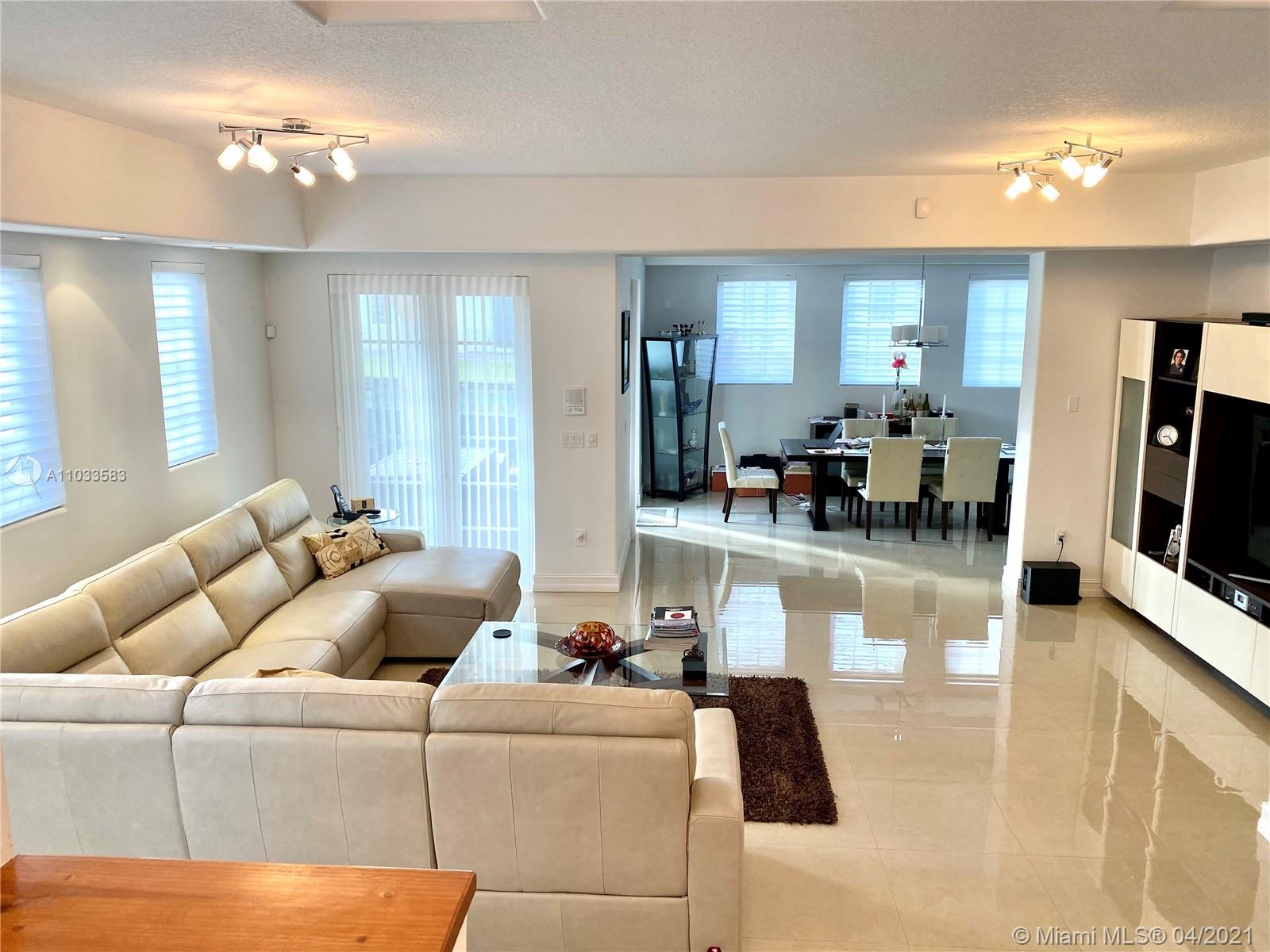 Photo of 20845 31st Place, Aventura, Florida, 33180 -