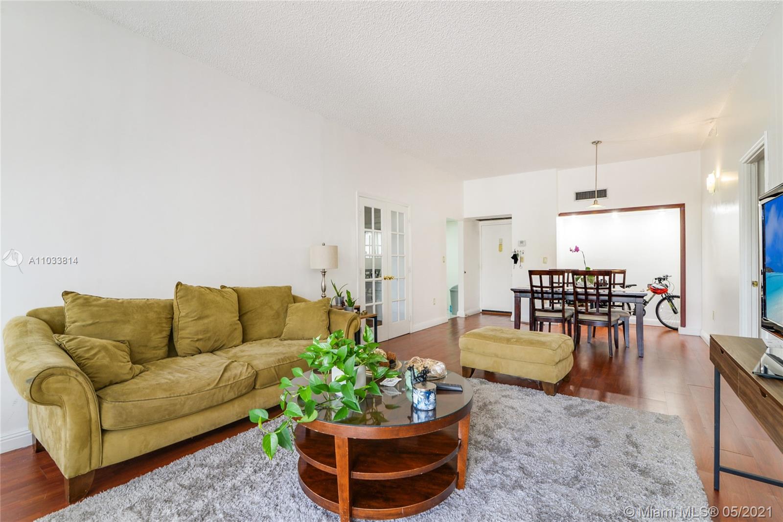 Photo of 3701 Country Club Dr #104, Aventura, Florida, 33180 -