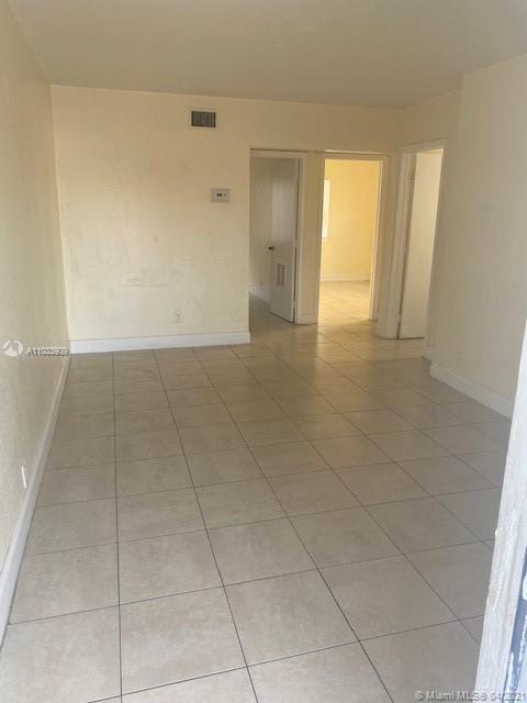 See details / 2720 sq. ft. $ 2021-04-27 0 Photo