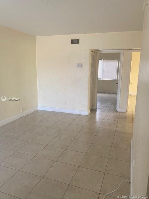 See details / 2720 sq. ft. $ 2021-04-27 0 Photo