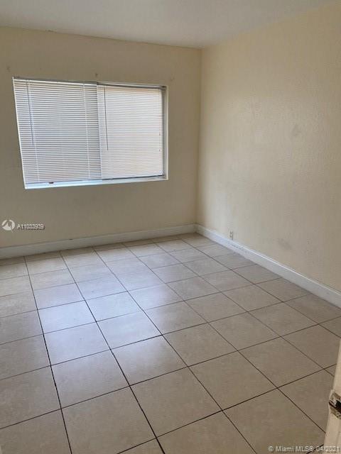 See details / 2720 sq. ft. $ 2021-04-27 0 Photo