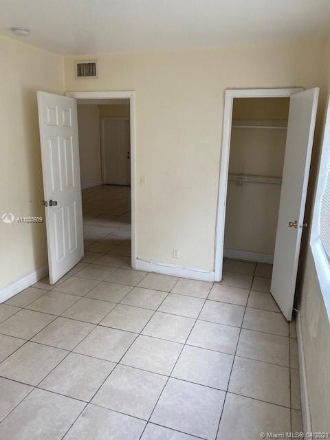 See details / 2720 sq. ft. $ 2021-04-27 0 Photo