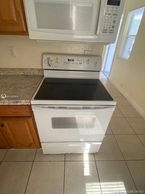 See details / 2720 sq. ft. $ 2021-04-27 0 Photo