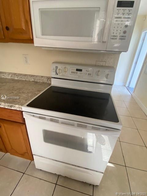 See details / 2720 sq. ft. $ 2021-04-27 0 Photo