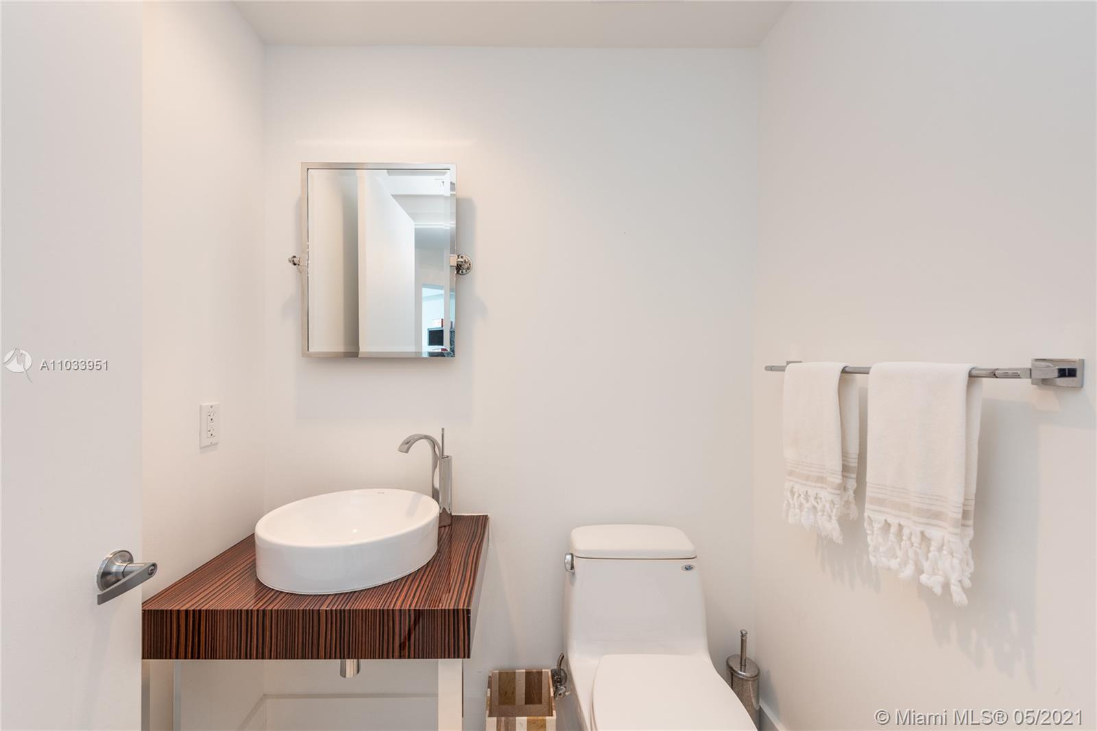 Photo of 2711 Ocean Dr #3202, Hollywood, Florida, 33019 -