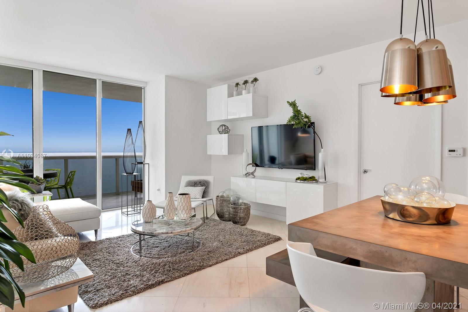 See details 3410 2 / 2 1337 sq. ft. $ 2021-04-28 0 Photo