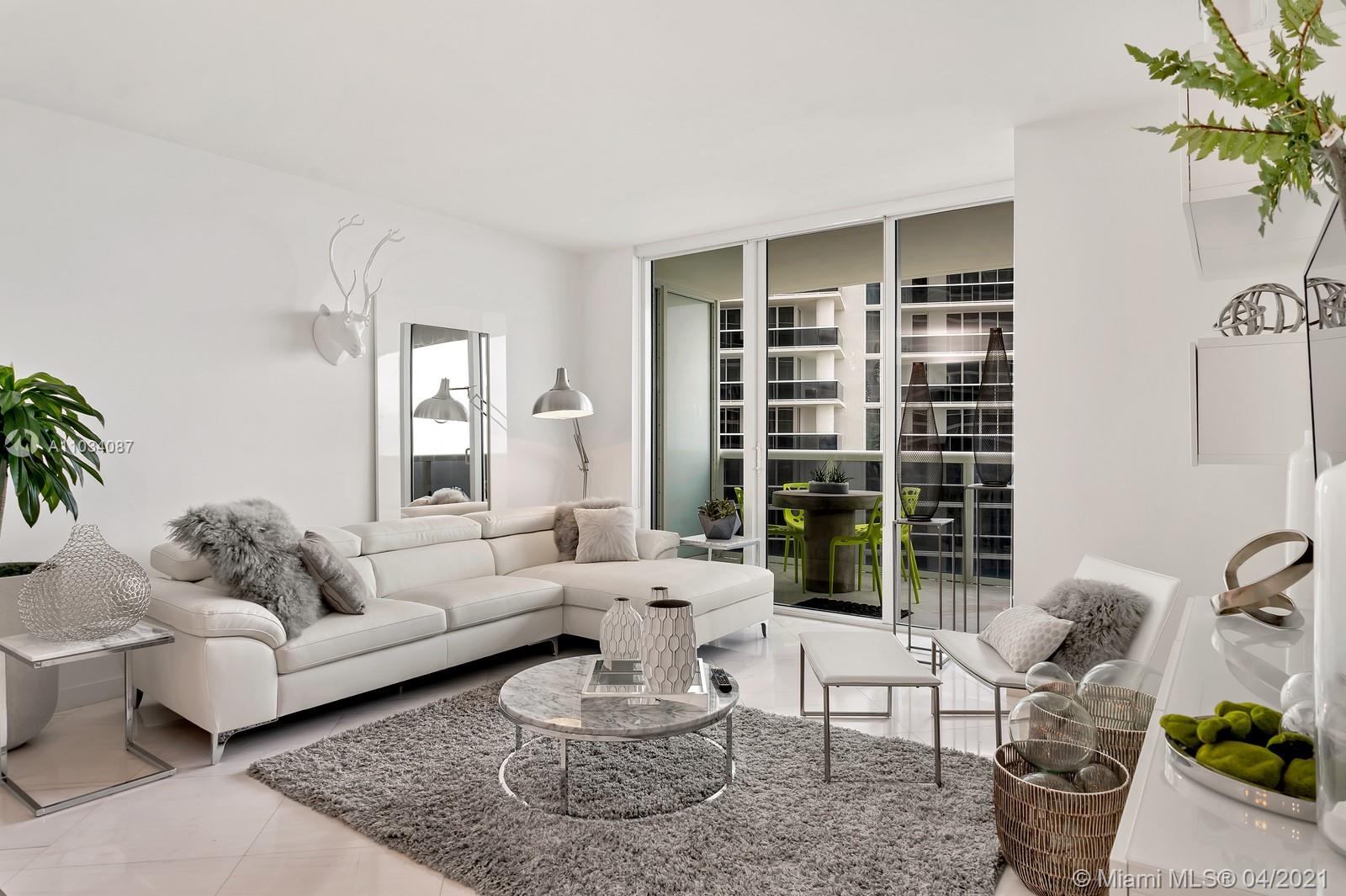 See details 3410 2 / 2 1337 sq. ft. $ 2021-04-28 0 Photo