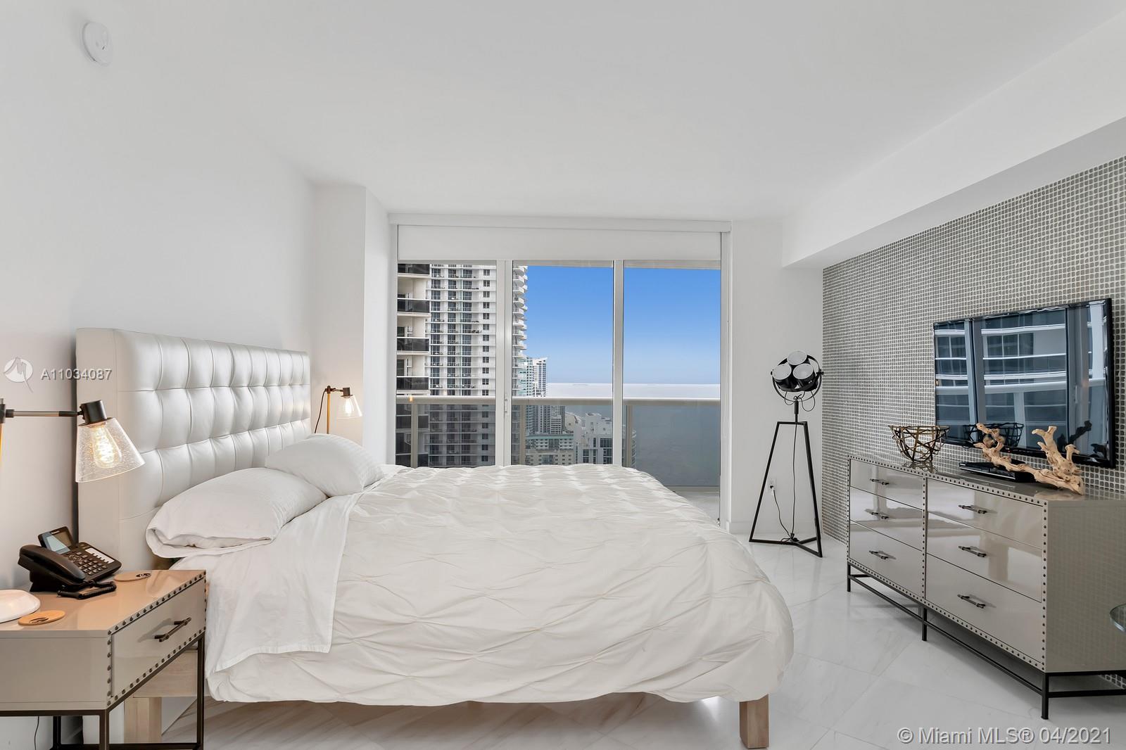 See details 3410 2 / 2 1337 sq. ft. $ 2021-04-28 0 Photo