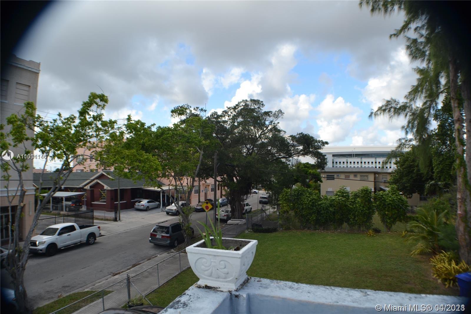 See details / 1937 sq. ft. $ 2021-04-29 0 Photo