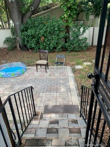 See details / 2100 sq. ft. $ 2021-04-28 0 Photo