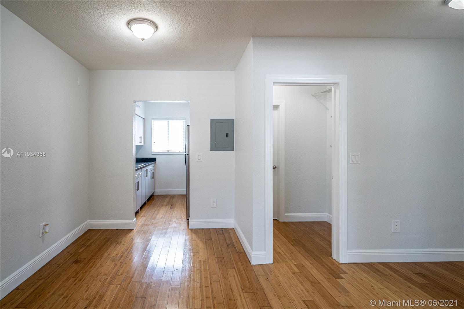 See details / sq. ft. $ 2021-04-28 0 Photo