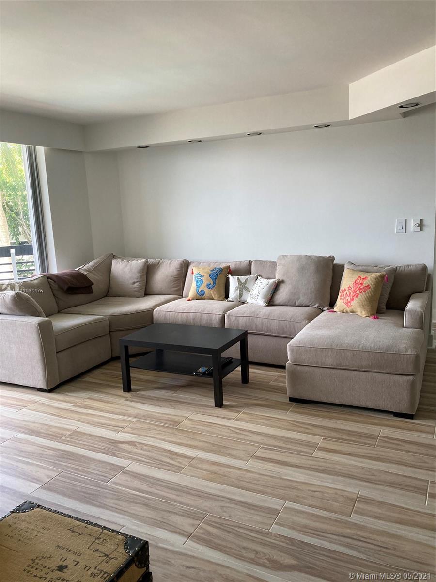 Photo of 3600 Mystic Pointe Dr #305, Aventura, Florida, 33180 - MASTER BATH