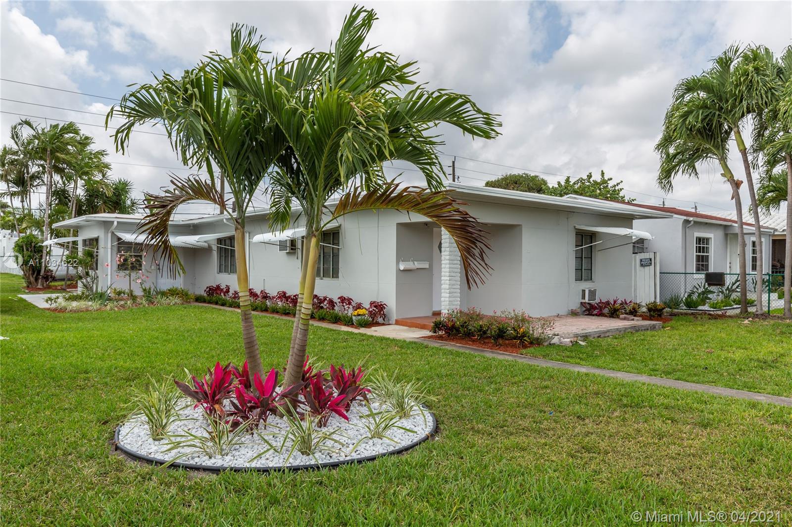 See details / 1468 sq. ft. $ 2021-04-28 0 Photo