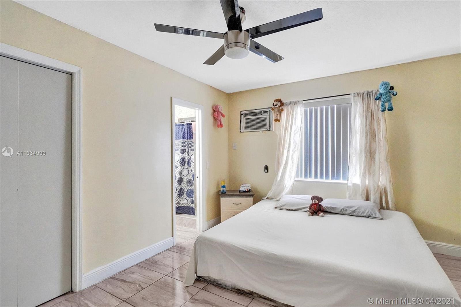 See details / 2996 sq. ft. $ 2021-04-29 0 Photo