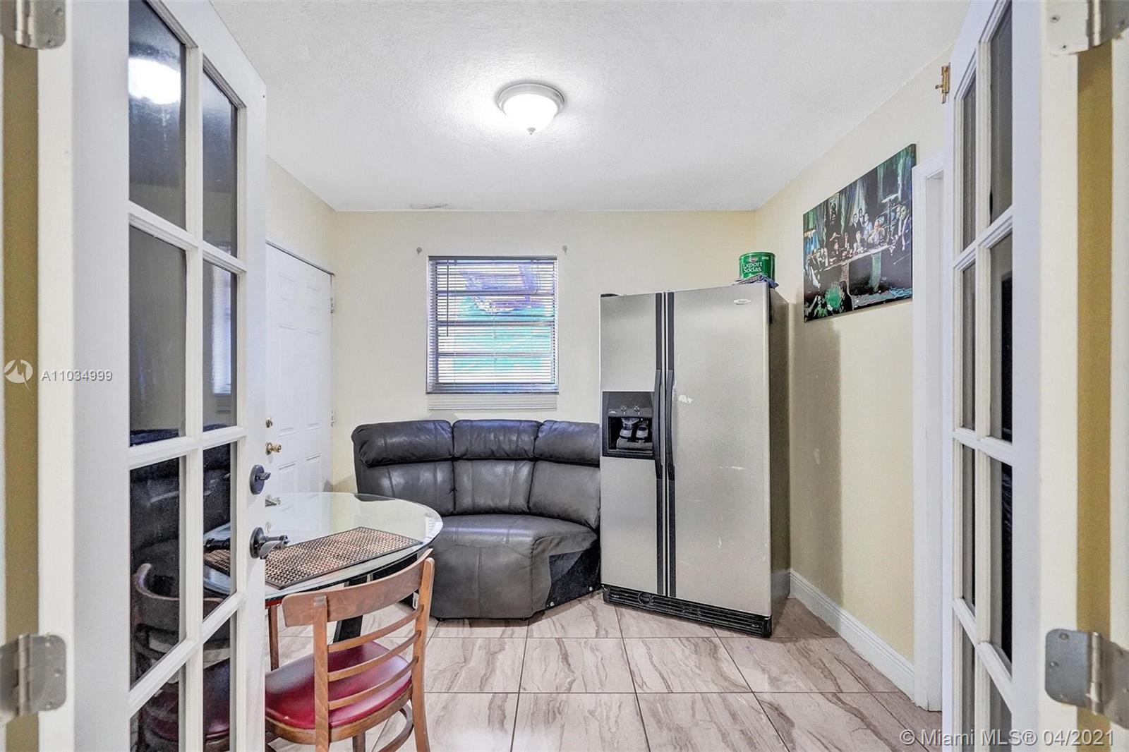 See details / 2996 sq. ft. $ 2021-04-29 0 Photo