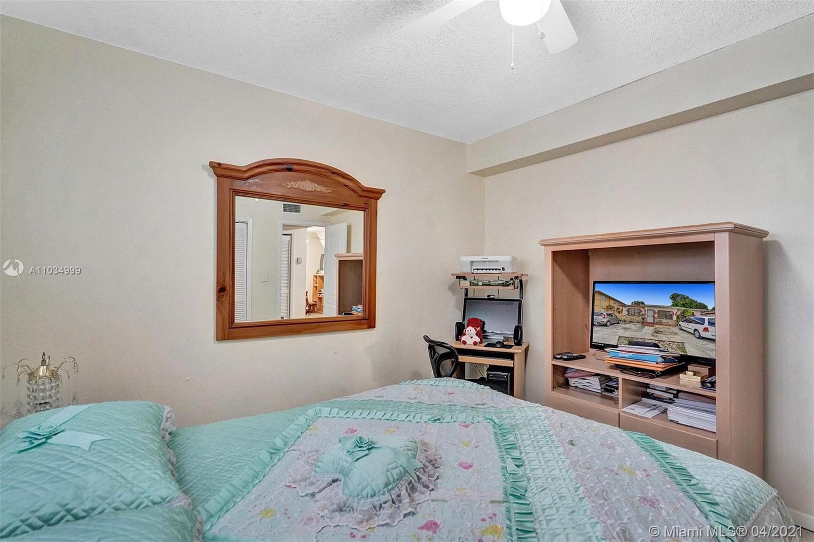 See details / 2996 sq. ft. $ 2021-04-29 0 Photo