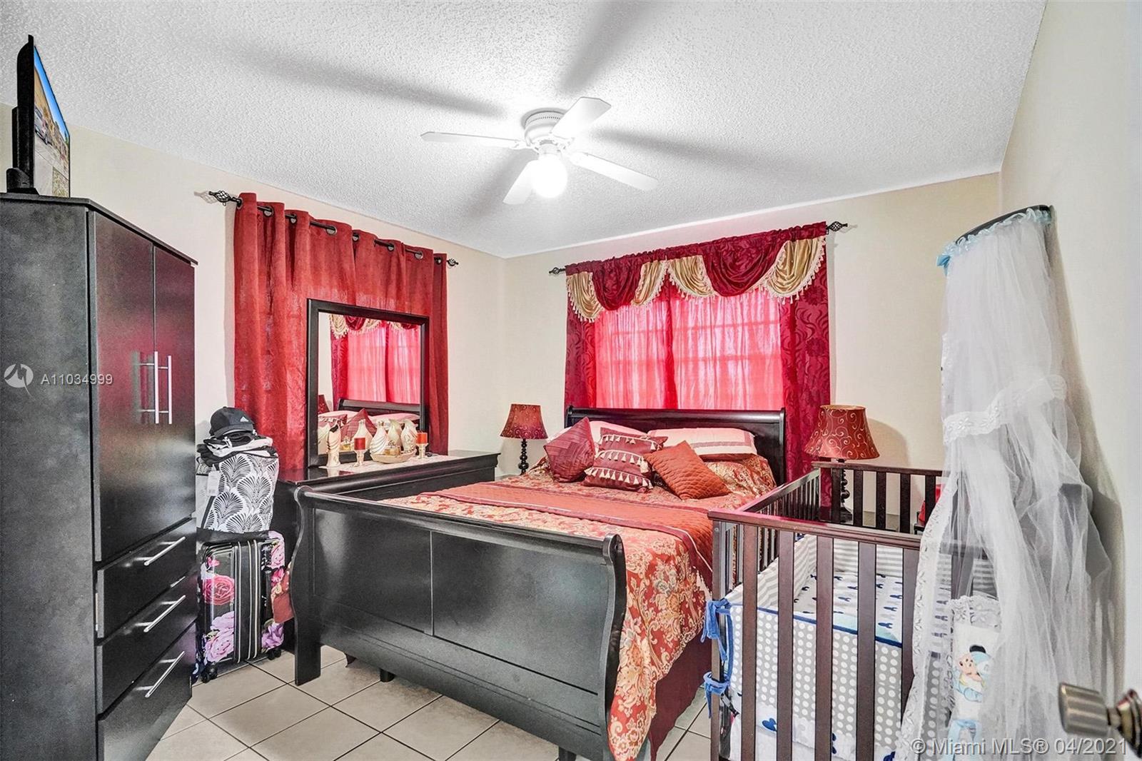 See details / 2996 sq. ft. $ 2021-04-29 0 Photo