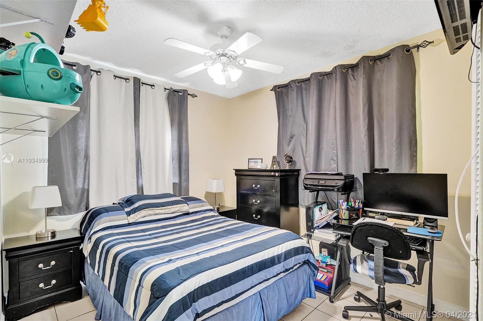 See details / 2996 sq. ft. $ 2021-04-29 0 Photo