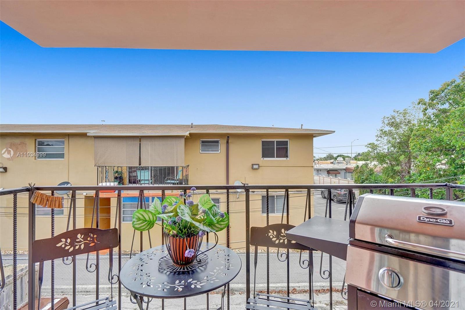 See details / 2996 sq. ft. $ 2021-04-29 0 Photo