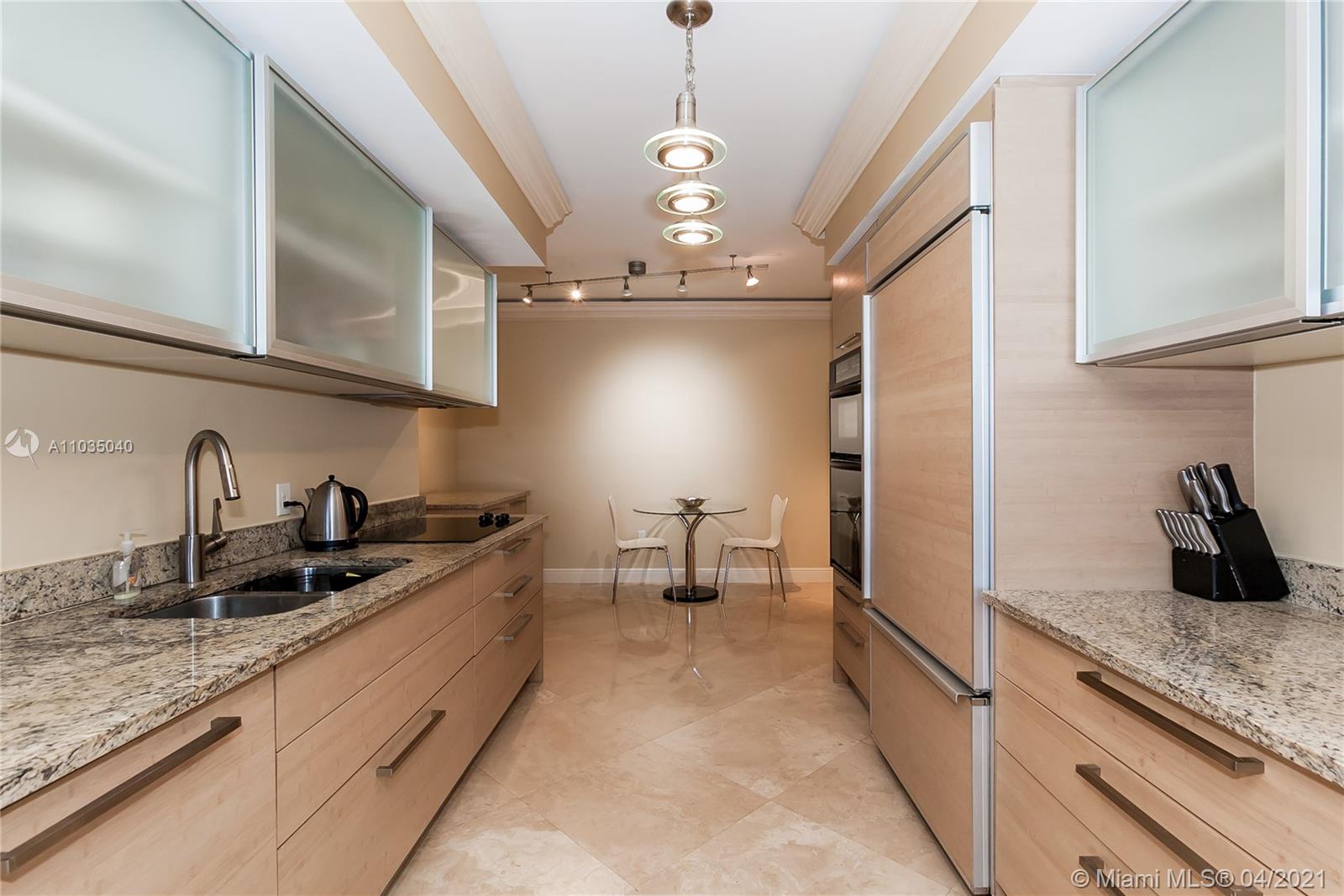 See details 3803 3 / 3 1841 sq. ft. $ 2021-04-29 0 Photo