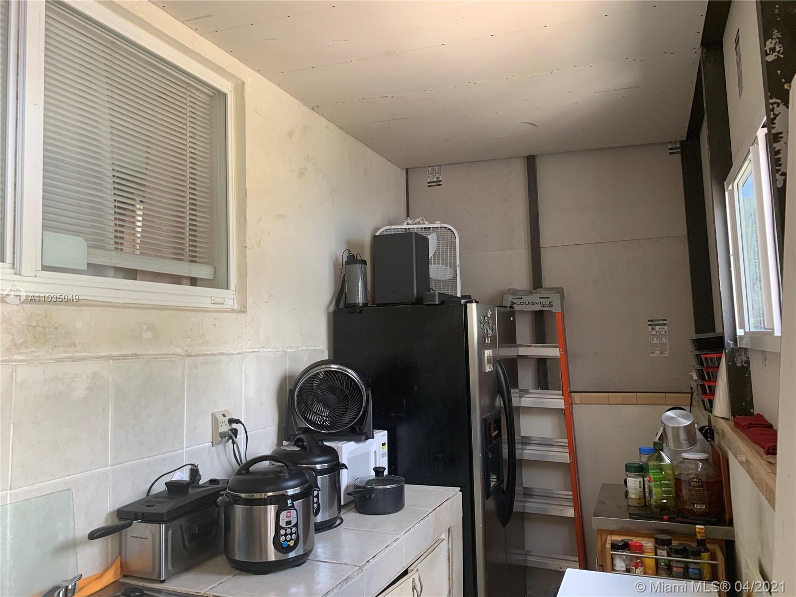 See details / 1841 sq. ft. $ 2021-04-29 0 Photo