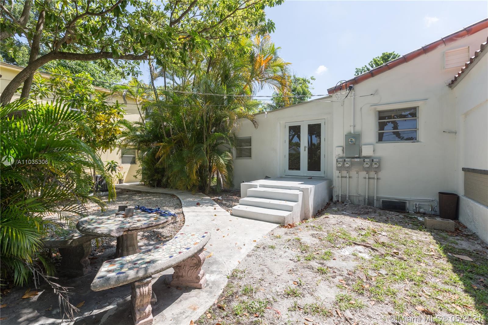See details / 2698 sq. ft. $ 2021-04-30 0 Photo