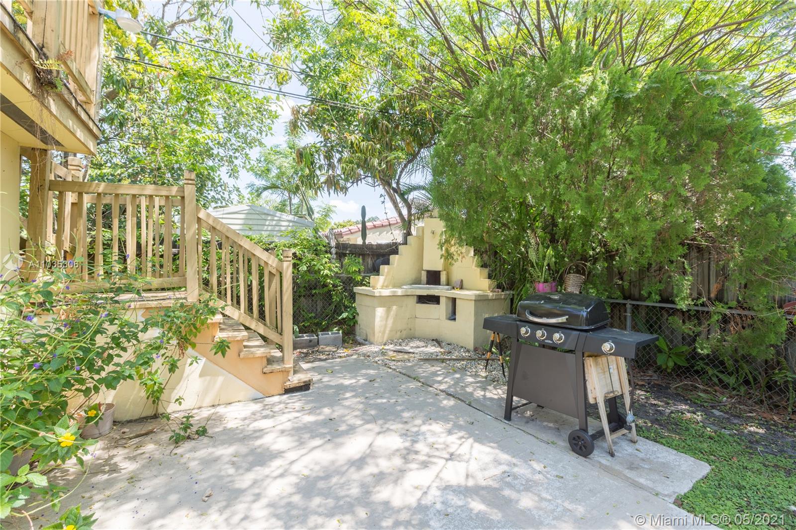 See details / 2698 sq. ft. $ 2021-04-30 0 Photo