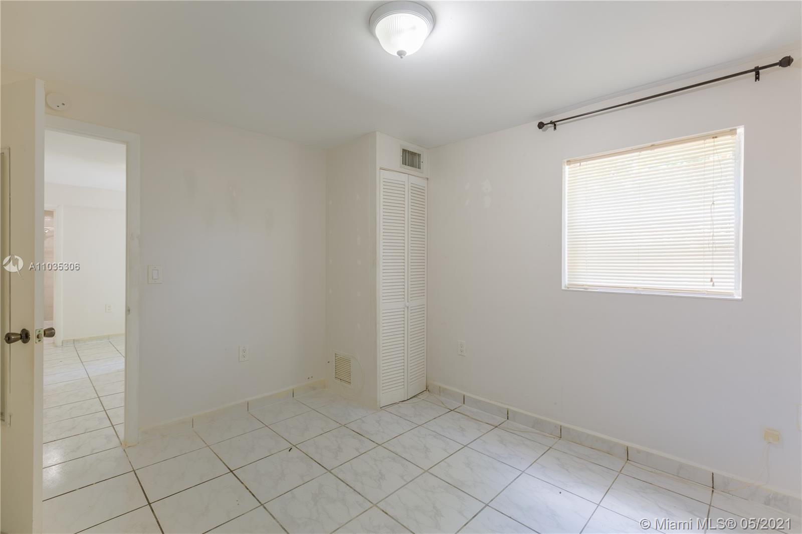 See details / 2698 sq. ft. $ 2021-04-30 0 Photo