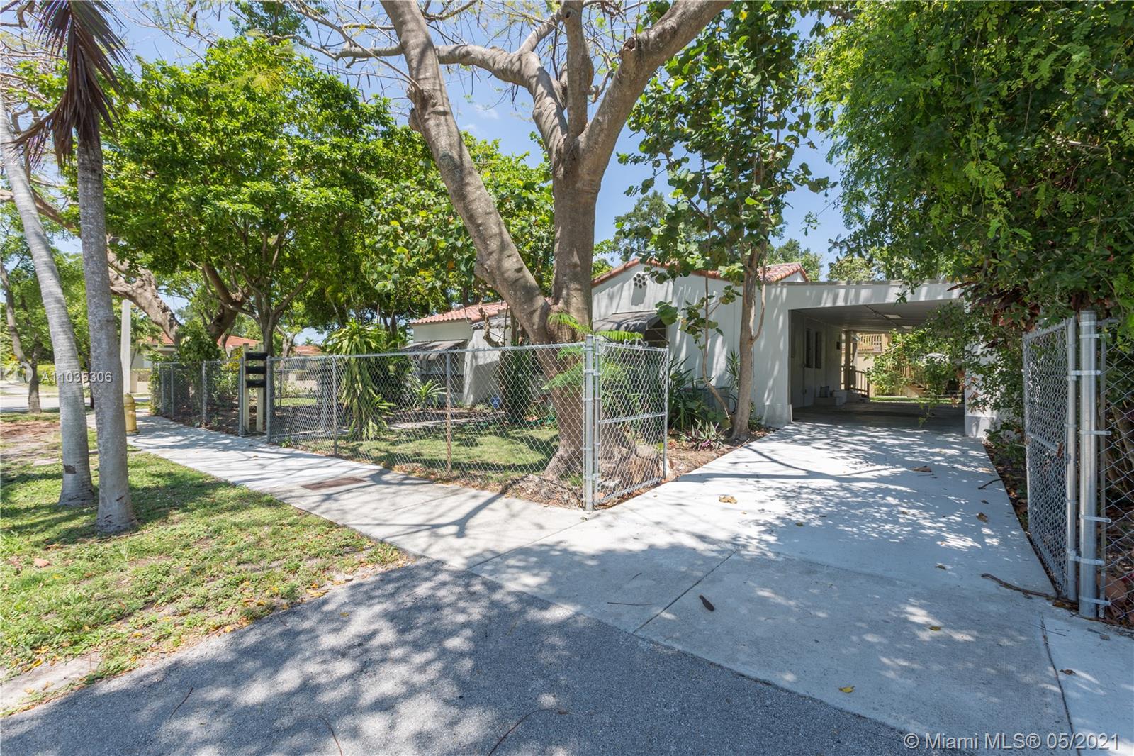 See details / 2698 sq. ft. $ 2021-04-30 0 Photo
