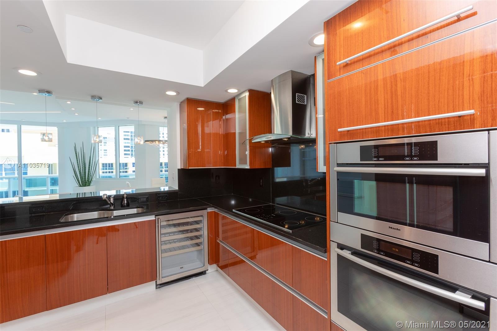 Photo of 2711 Ocean Dr #1601, Hollywood, Florida, 33019 -