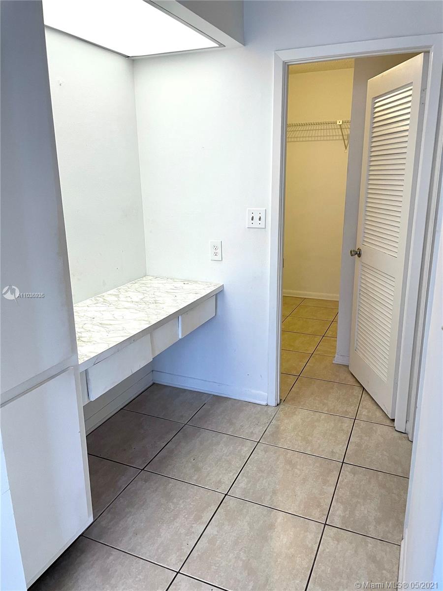 Photo of 2500 Parkview Dr #1119, Hallandale Beach, Florida, 33009 -