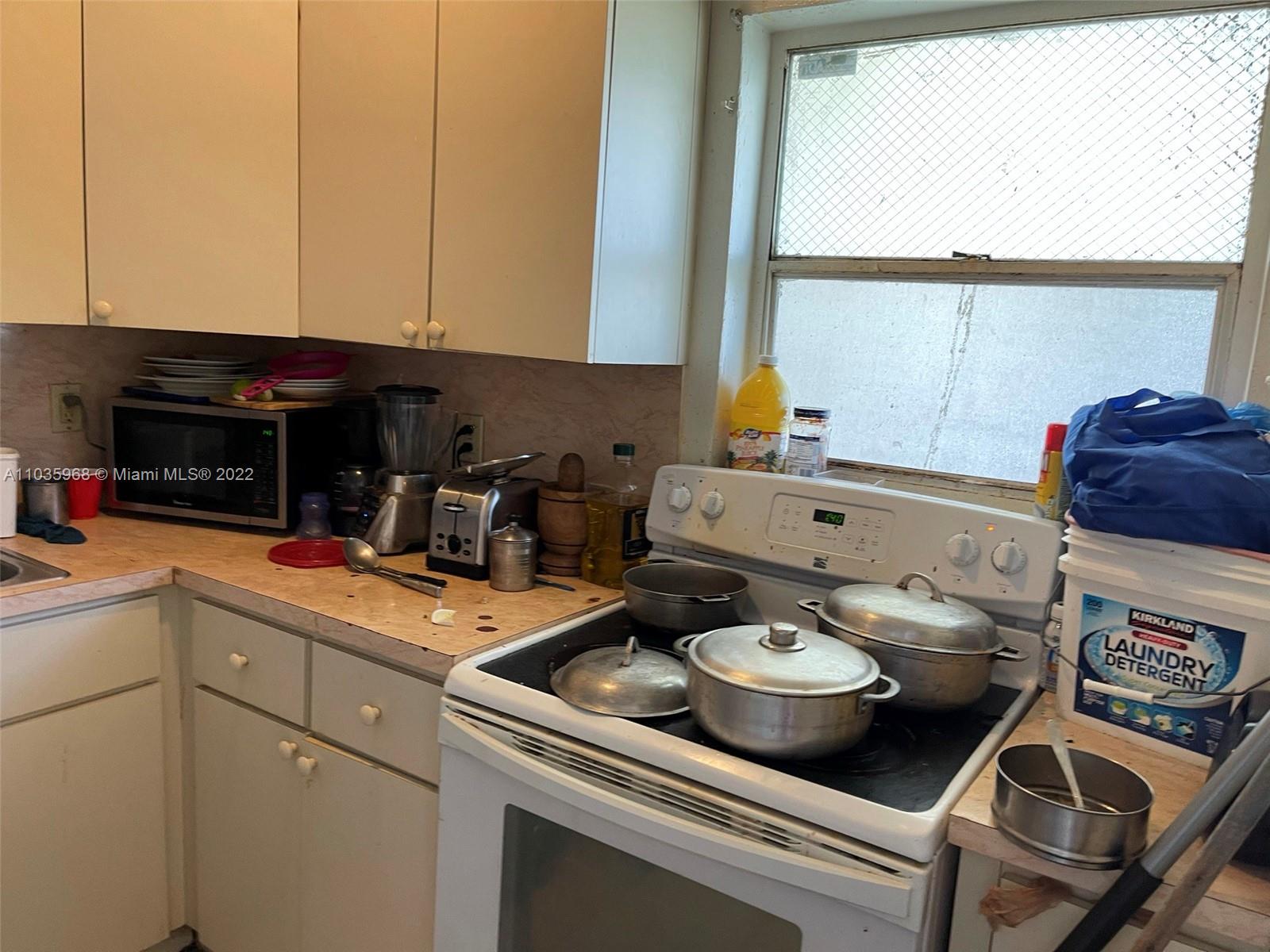See details / 4562 sq. ft. $ 2021-05-02 0 Photo