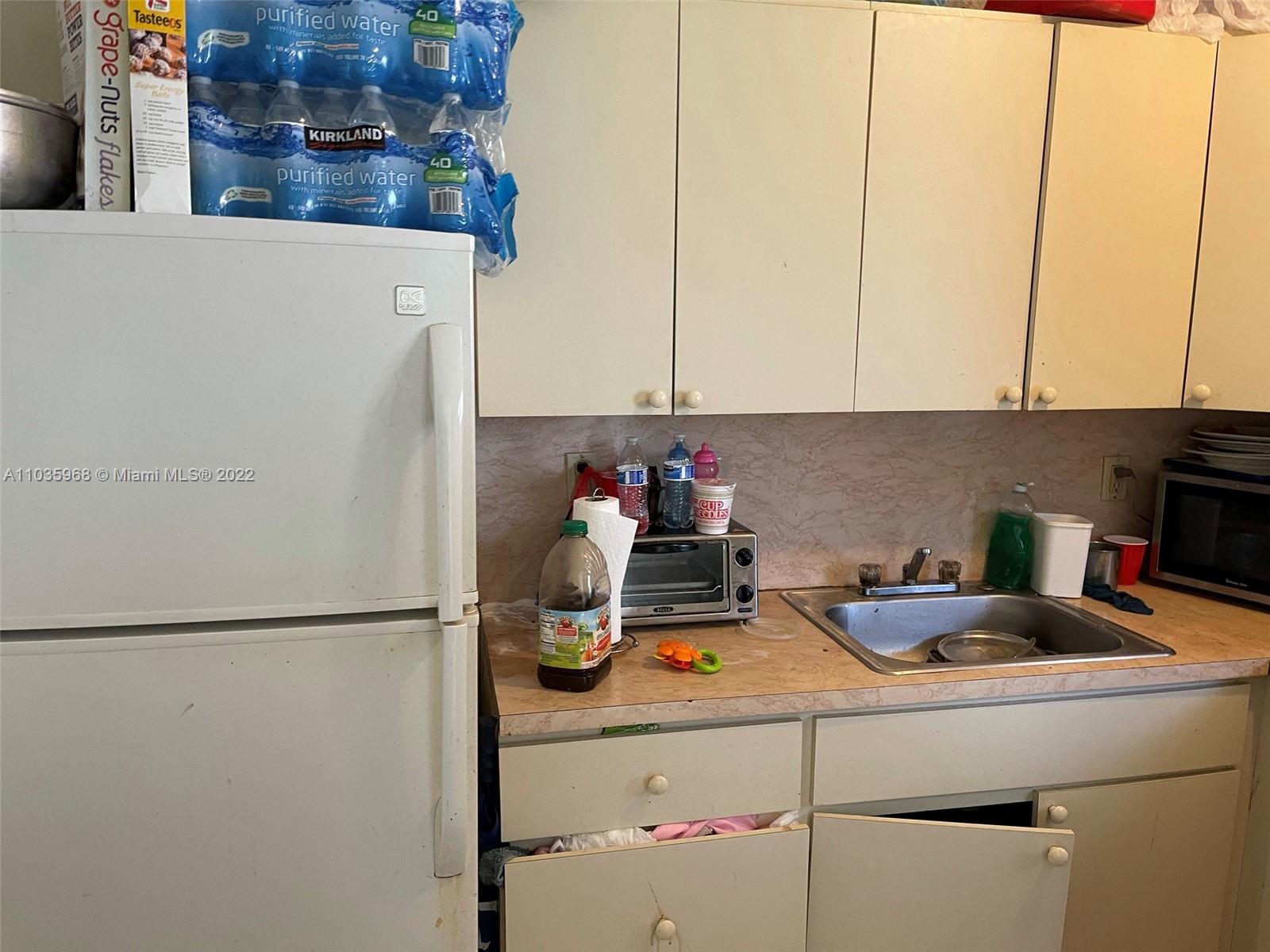 See details / 4562 sq. ft. $ 2021-05-02 0 Photo