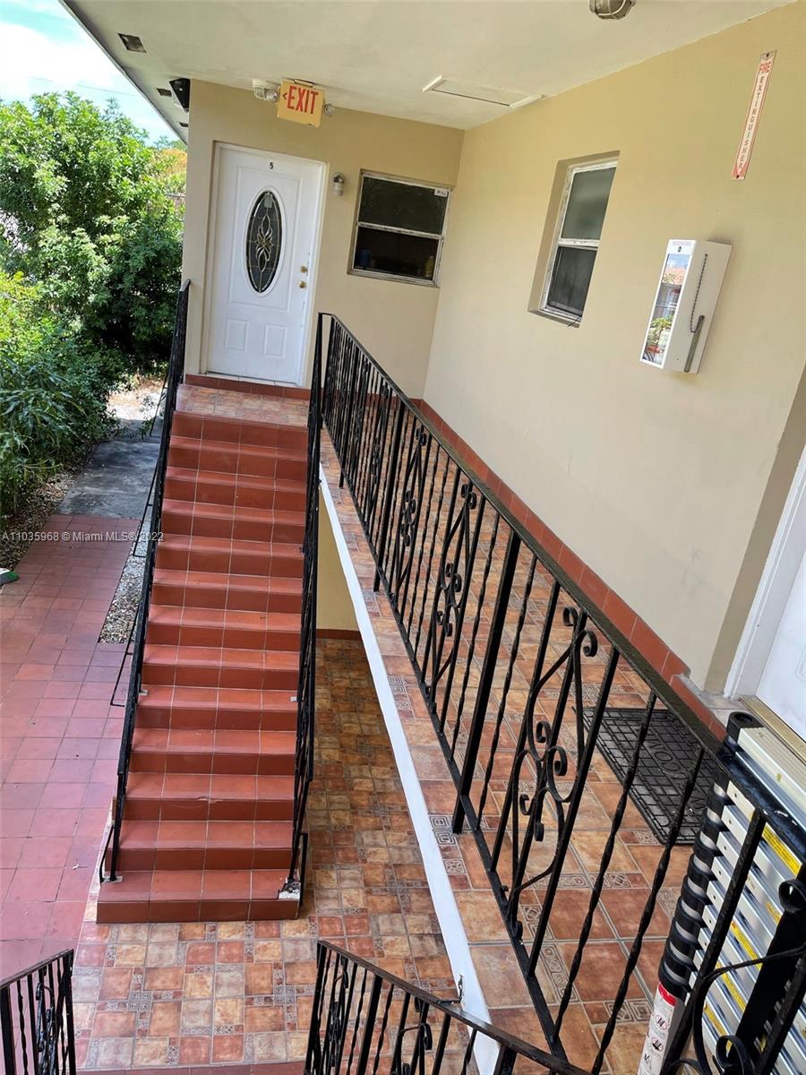 See details / 4562 sq. ft. $ 2021-05-02 0 Photo